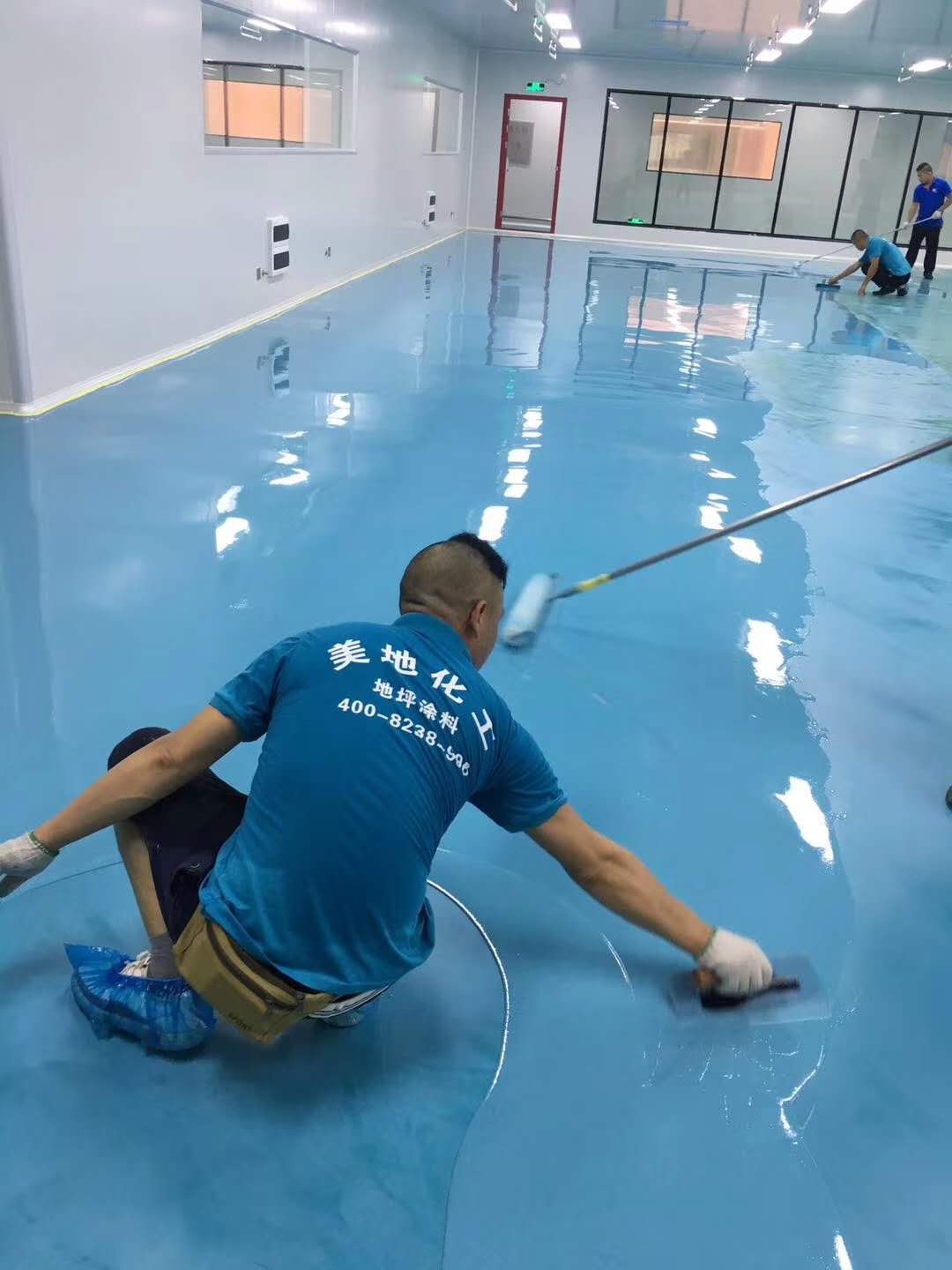 環(huán)氧地坪漆工廠(chǎng)如何控制施工質(zhì)量